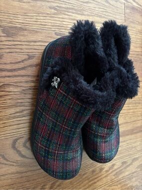Women’s tartan plaid boots/ fleece lined; Algeria, size 41 (10- 10.5)